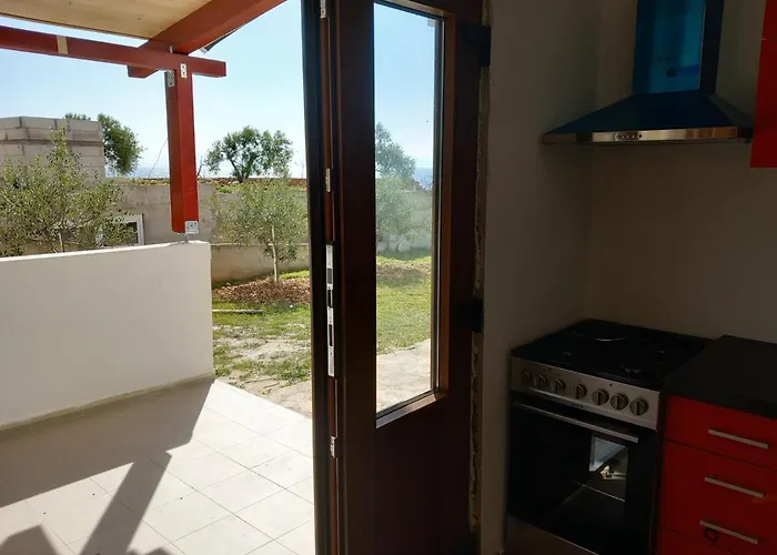 شقة Zmaj زافالا
